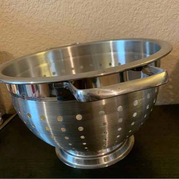 LARGE 8 quart stainless steel fabrique rn coree colander - Picture 5 of 10